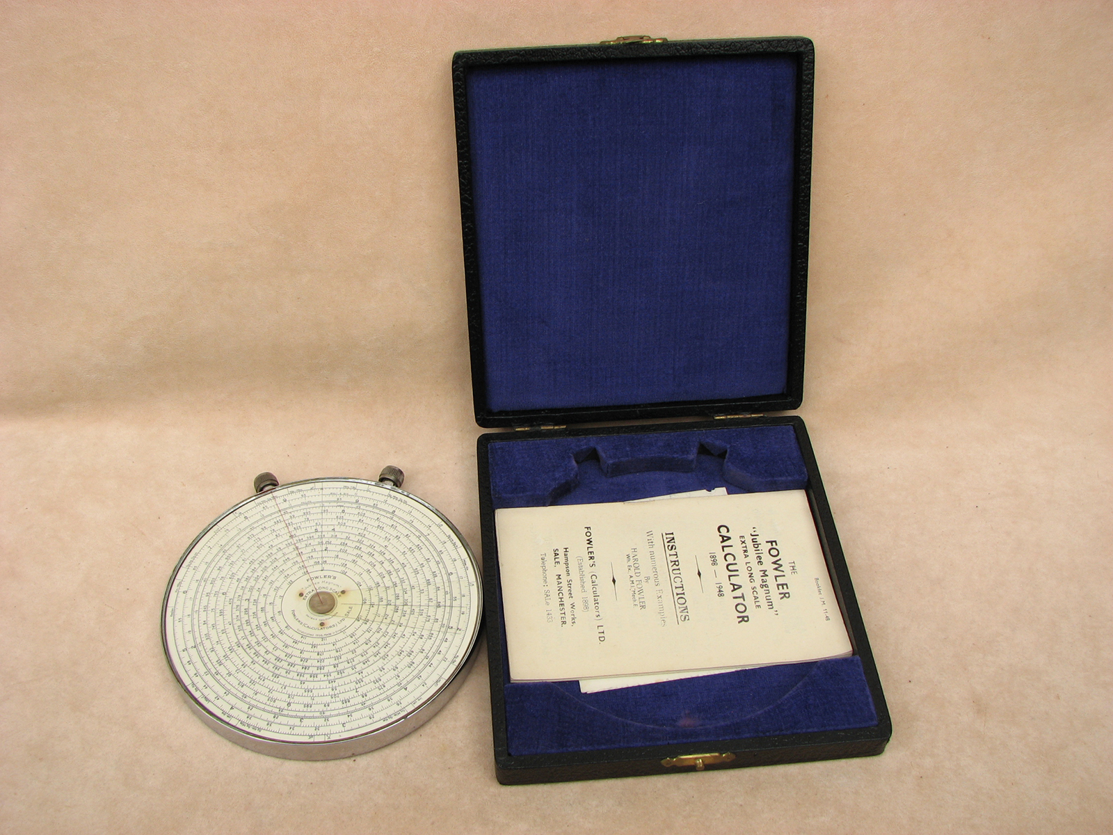 Fowler's Jubilee Magnum Extra Long Scale calculator in presentation case